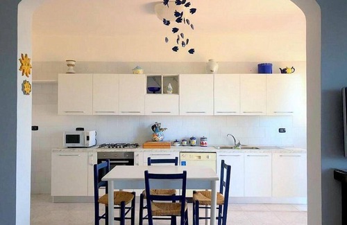 Forio Villa | Villa Alisea: Hilltop Retreat with Pool & Guest Rated 9.8