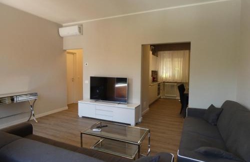 Forte dei Marmi House | Discover Villa Allende: 4-Star Pet-Friendly Retreat