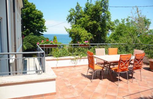 Izola Apartment | Oceanfront Villa Almira: Guest Rated 10/10 with Family Amenities