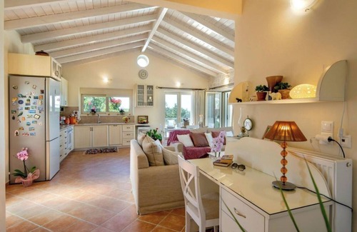 Rantatika Villa | Villa "Aloni": Sea View Getaway with Private Pool & Wi-Fi