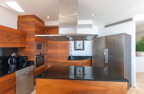 Altea la Vella Villa | Villa 'Alteart' with Private Pool, Wi-Fi and Air Conditioning