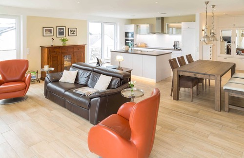 Sassnitz Apartment | Villa am Kreidebruch: Family-Friendly Holiday Apartment