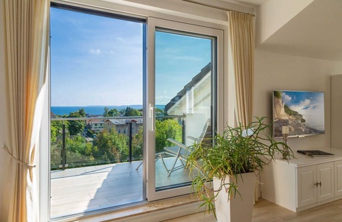 Sassnitz Apartment | Villa am Kreidebruch: Family-Friendly Holiday Apartment