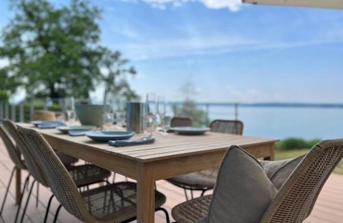 Meersburg House | Idyllic Villa am See with Private Lake Access for Families