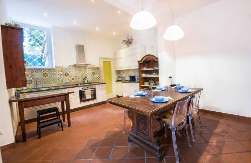 Lake Bracciano Villa | Explore Villa Amalia Augusta: Oceanfront Retreat with Pool