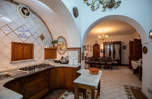 Marini House | Relax at Villa Amalia Resort with Oceanfront Amenities