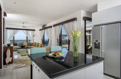 Ungasan Villa | Villa Amanie - Modern Balinese Escape with Ocean Views
