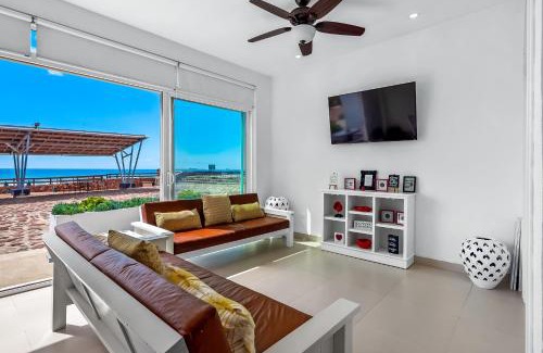 La Paloma Villa | Villa Ambar 55: Oceanfront Retreat with Pool & Pet-Friendly