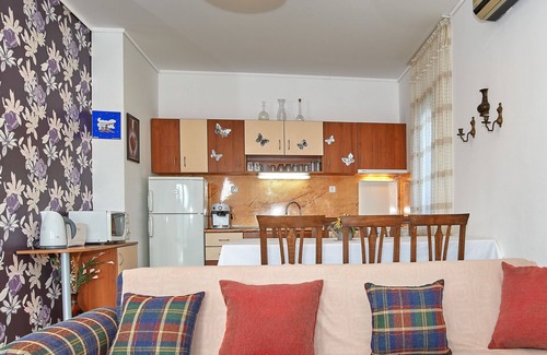 Bryastovets House | Villa Amber with Pool - Ideal for Families in Sunny Beach