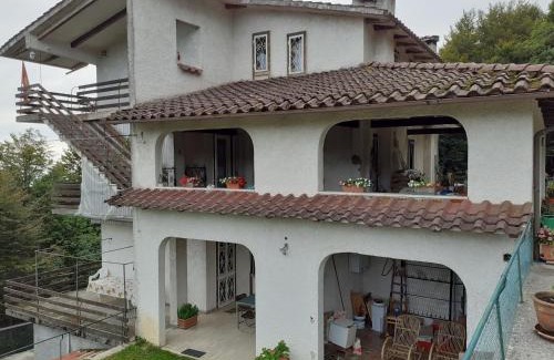 Monte di Malo Apartment | Discover Villa Ambra: Pet-Friendly & Perfect for Families