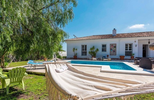 Pinos de Alhaurin Villa | Villa Ambroise: Oceanfront Retreat with Private Pool & Spa