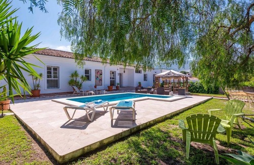 Pinos de Alhaurin Villa | Villa Ambroise: Oceanfront Retreat with Private Pool & Spa