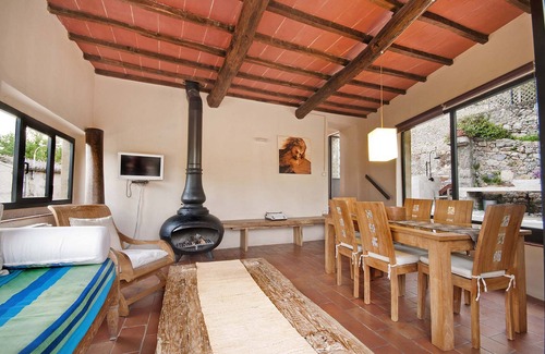 Brenna Apartment | Discover Villa Amedeo Raffaello - Family-Friendly Escape