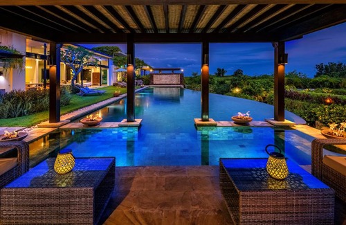 Sawangan Villa | Beachfront Villa Amita: 4-Star Luxury near Pandawa
