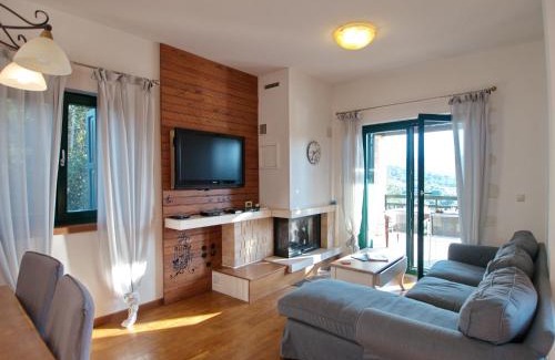 Armenoi Villa | Family-Friendly Villa Amvrosia with Pool in Kalives, Crete