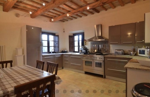SantʼAngelo in Pontano Villa | Inviting Villa and Farmhouse with Pool on Private Estate