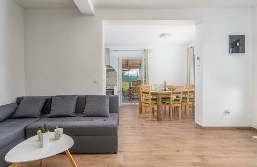 Rakotule Villa | Villa Ana in Spinovci: Guest Rated 9/10 with Private Pool