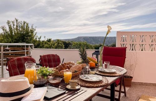 South Rhodes Villa | Villa Anastasia: Family-Friendly Retreat Rated 9.3/10