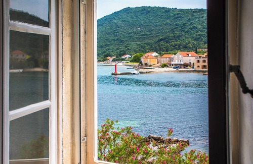 Kobas House | Villa Andrija: Your Perfect Summer Escape by the Ocean