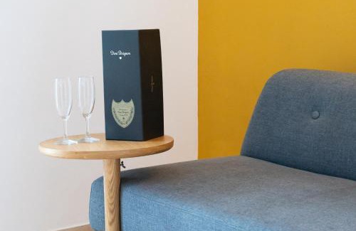Taranto House | Oceanfront Villa Angela Suite: Guest Rated 9/10 & More