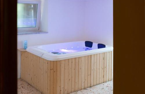 Taranto House | Oceanfront Villa Angela Suite: Guest Rated 9/10 & More