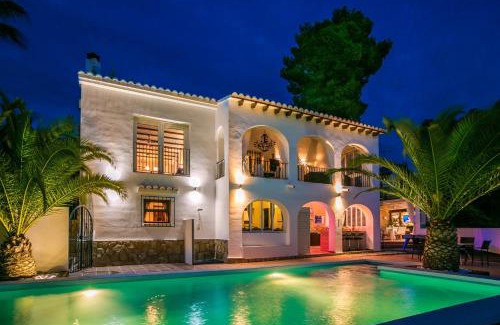 Teulada Villa | Villa Angeles Blanco: Family-Friendly Retreat with Pool