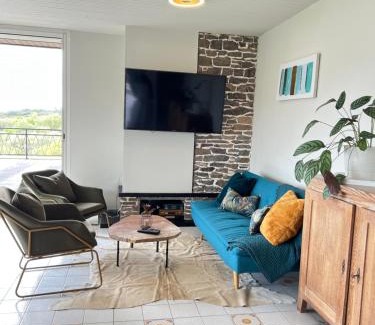 La Celle-sous-Gouzon Apartment | Villa Angeli