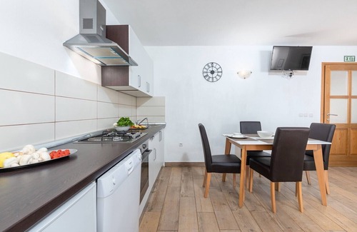 Kastelir-Labinci Villa | Relax at Villa Anima: Pet-Friendly Retreat in Kastelir
