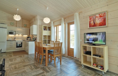 Jaala Cottage | Villa Anna: 2BR Log House with Sauna and Oceanfront Views