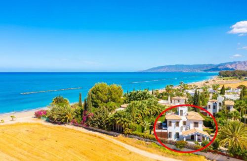 Latchi Villa | Villa Anna: 4-Star Retreat with Pool & Family Amenities