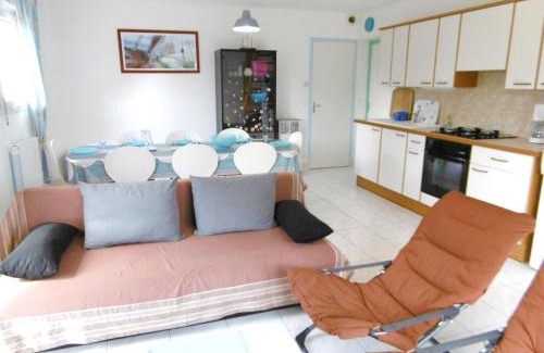 Saint-Jacques Villa | Villa Anna: Family-Friendly Retreat with Pet Perks