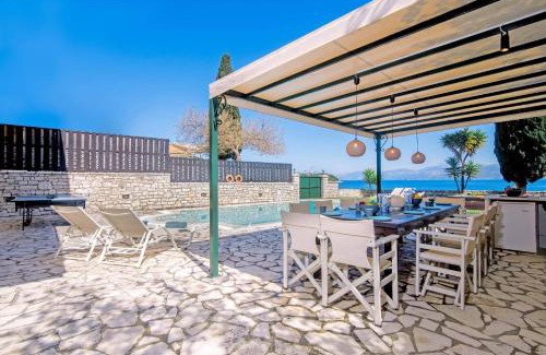 Petaleia Villa | Experience Villa Annie: Oceanfront Retreat with Pool & Hot Tub