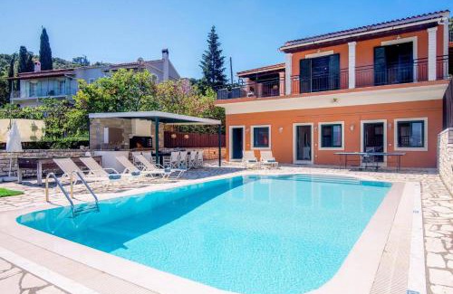 Petaleia Villa | Experience Villa Annie: Oceanfront Retreat with Pool & Hot Tub