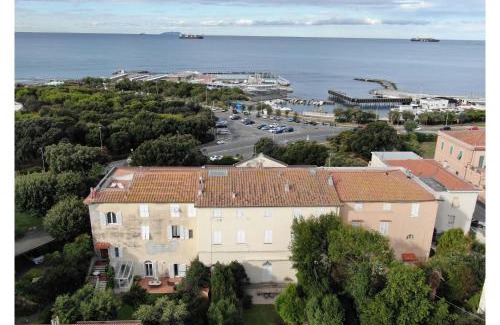 Livorno Bed & Breakfast | Elegant Villa Anselmi - Enjoy Breakfast & Great Reviews
