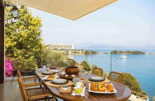 Kommeno Villa | Villa Anser - Four Bedroom Villa, Sleeps 10