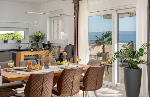Omis Villa | Villa Antares: En-Suite Bedrooms with Heated Pool & Spa