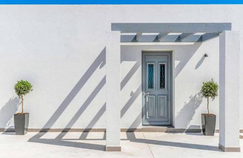 Gennadi Villa | Villa Anthos Kerasia: 10/10 Rated with Pool & Family Fun
