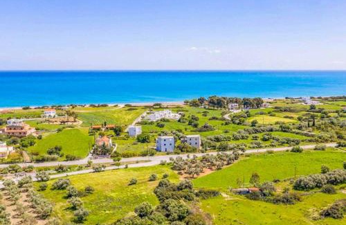 Gennadi Villa | Villa Anthos Kerasia: 10/10 Rated with Pool & Family Fun