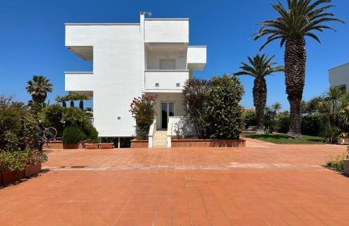 Municipio 1 Villa | Beautiful Villa Antonia: Oceanfront Pool with Top Ratings