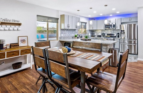Casas Adobes Estates House | Villa Antonietta - Private Oasis with Rated 10/10 Amenities