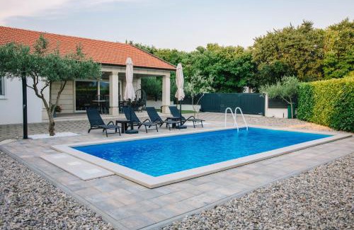 Ljubuski Villa | Villa Antonija: Pet-Friendly Retreat with Oceanfront Views