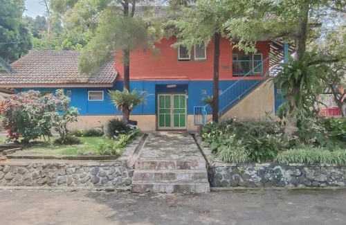 Sukabumi Hotel | Family-Friendly Retreat at Villa Anyelir Yustik Mitra