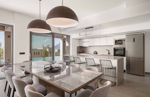 Limeniskos Villa | Villa Aora: Enjoy Oceanfront Living Just 2km to Beach