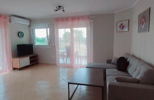 Fanari Apartment | Cozy Villa Apartments Esmerina: Pet & Child Friendly Stay
