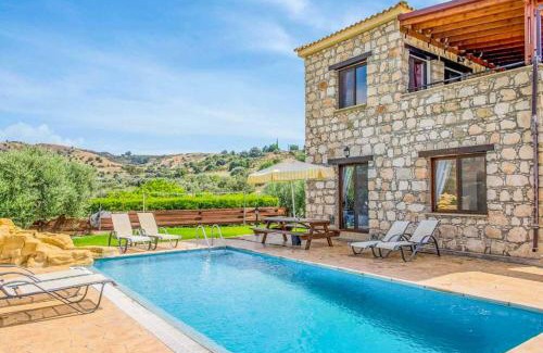 Argaka Villa | Villa Aphrodite Argaka: Oceanfront Oasis with Pool