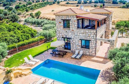 Argaka Villa | Villa Aphrodite Argaka: Oceanfront Oasis with Pool