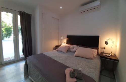 New Golden Mile Villa | Villa Aqua: Private Suites with Pool and Ocean Views