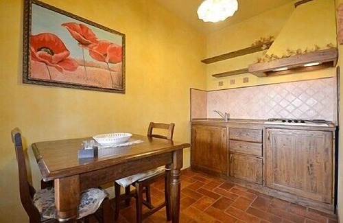 Pieve al Bagnoro House | Villa Arcanda C: Cozy Apartment with Free Wi-Fi & Pool