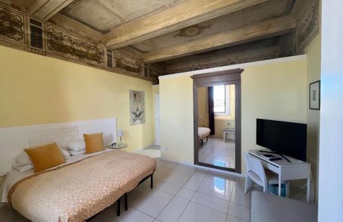 Oriolo dei Fichi Bed & Breakfast | Villa Archi: Guest Rated 9/10 with Family-Friendly Amenities