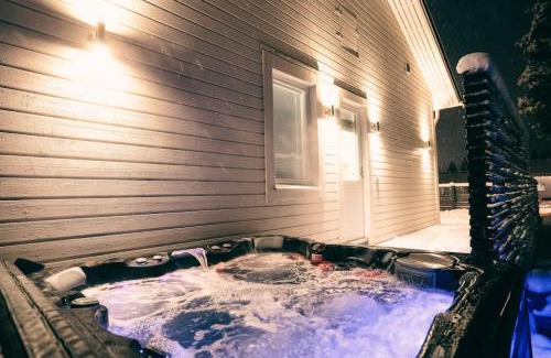 Rovaniemi Villa | Discover Villa Arctic Star: Pet-Friendly with Hot Tub Bliss